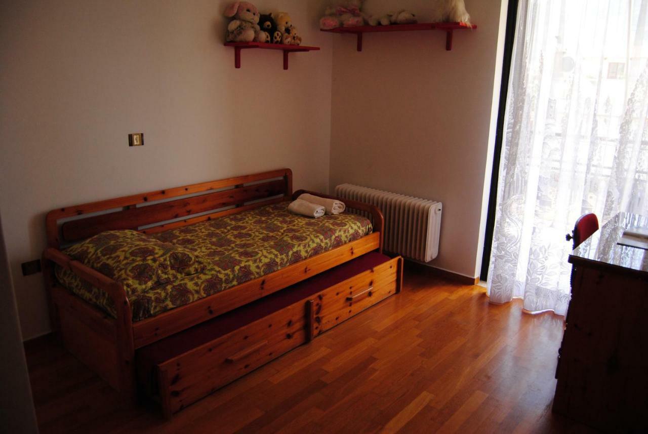 Apartment By The Beach Kalamata Ngoại thất bức ảnh