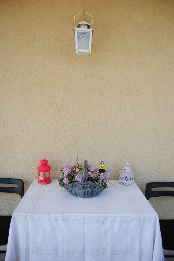 Apartment By The Beach Kalamata Ngoại thất bức ảnh